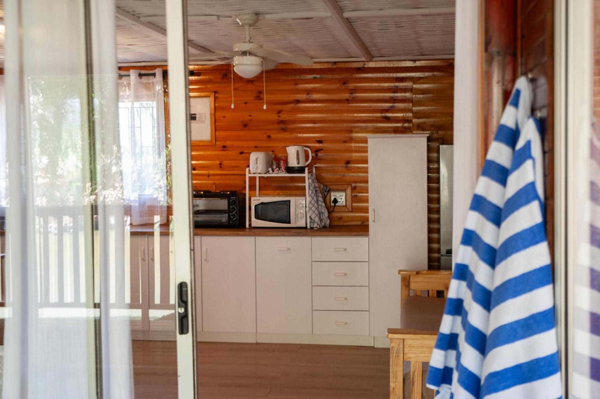 Olifantskrans River Cabins Bonnievale Kültér fotó